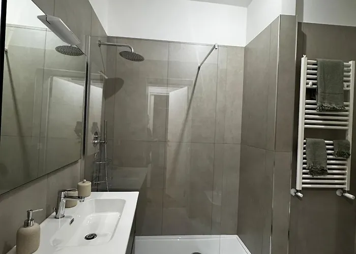 The Retreat - 2bdr Colosseum Monti District Apartamento *