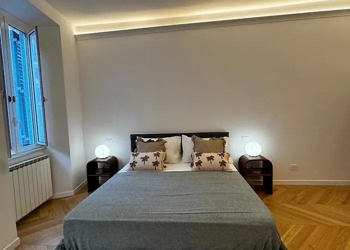 The Retreat - 2bdr Colosseum Monti District Roma