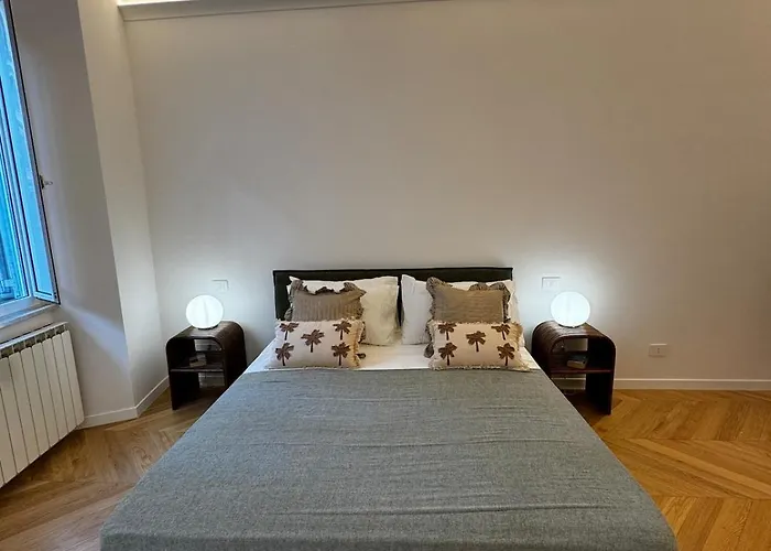 The Retreat - 2bdr Colosseum Monti District Apartamento Roma